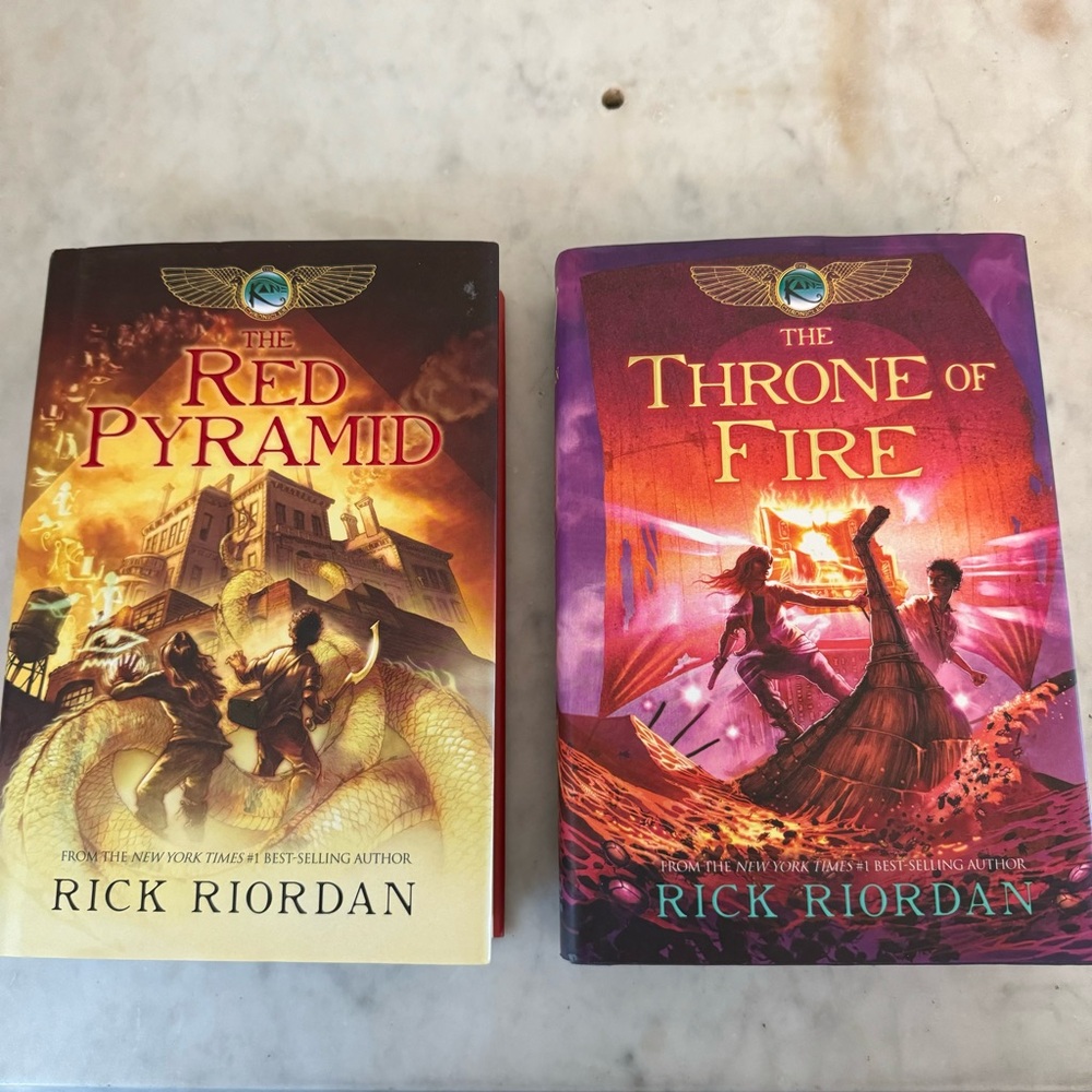 Lot Of 2 The Kane Chronicles (books 1&2) Red Pyramid/Throne Of Fire Rick Riordan